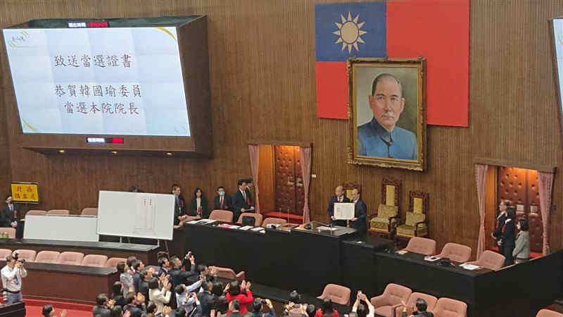 KMT’s Han Kuo-yu elected Legislative speaker, backed by 2 independents